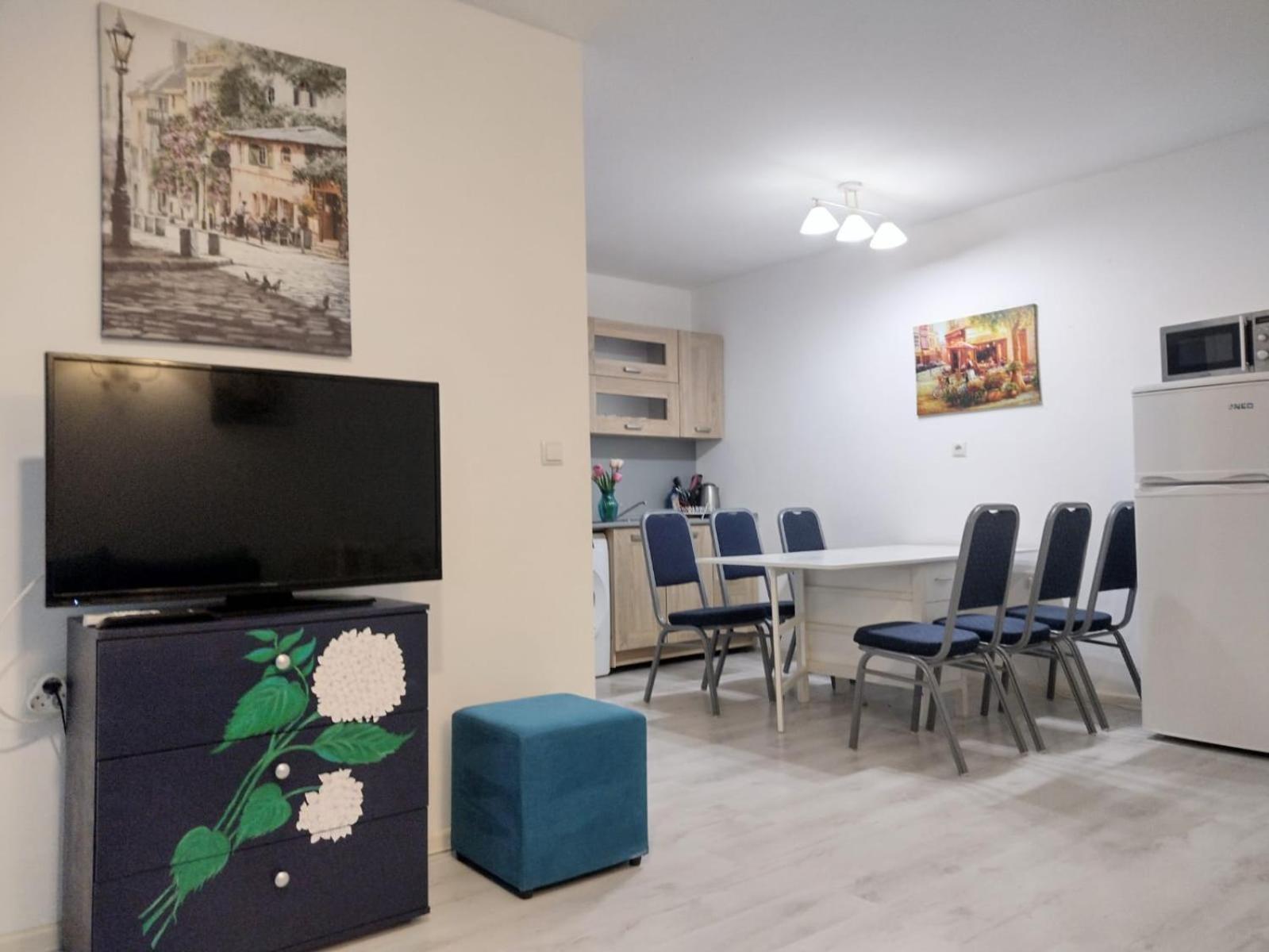Private Apartment With Parking And Pool Balcic Exterior foto