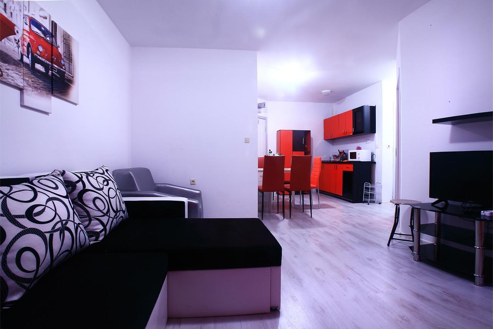 Private Apartment With Parking And Pool Balcic Exterior foto