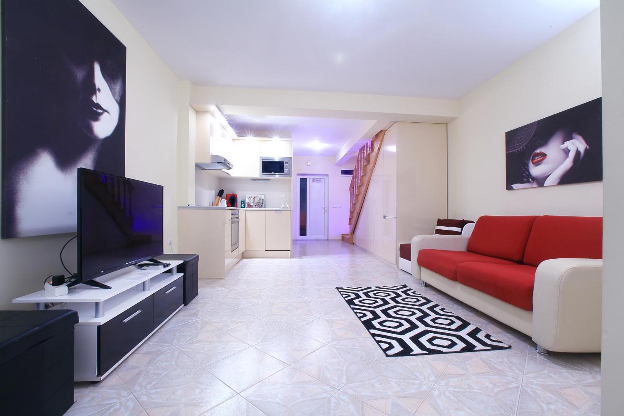 Private Apartment With Parking And Pool Balcic Exterior foto