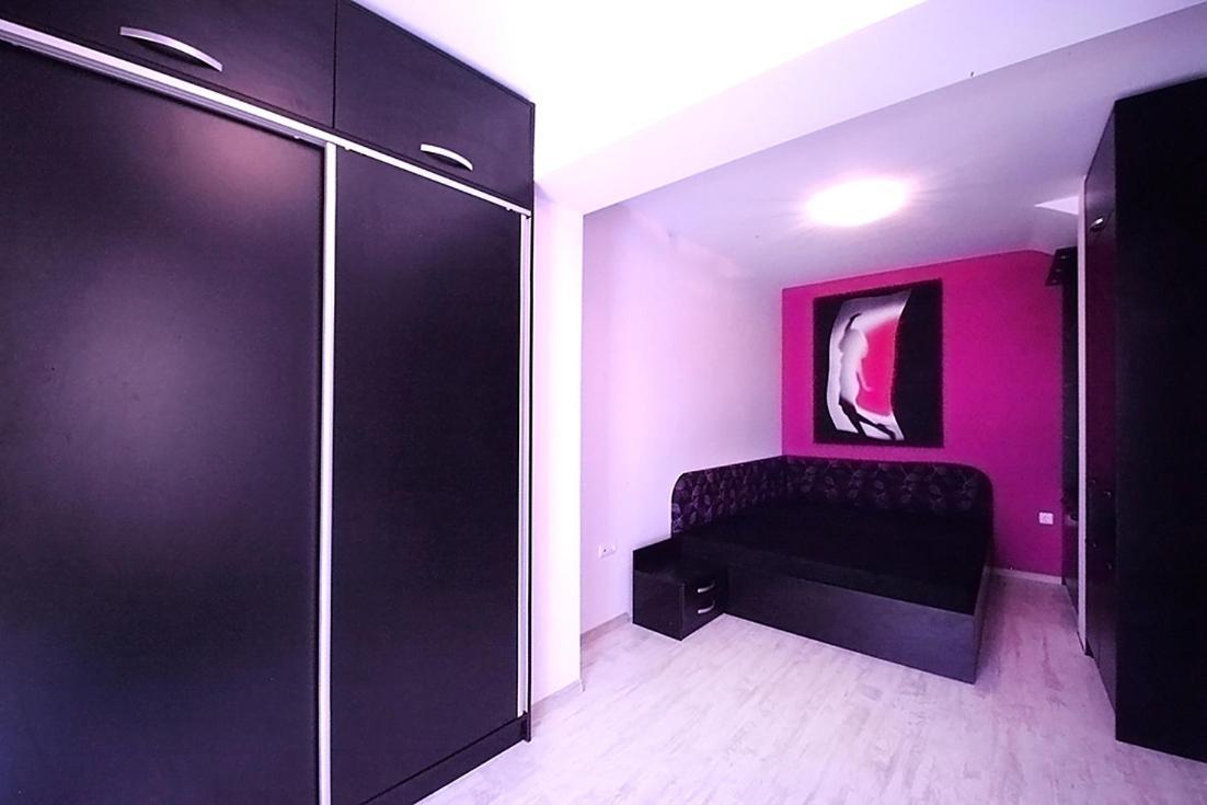 Private Apartment With Parking And Pool Balcic Exterior foto