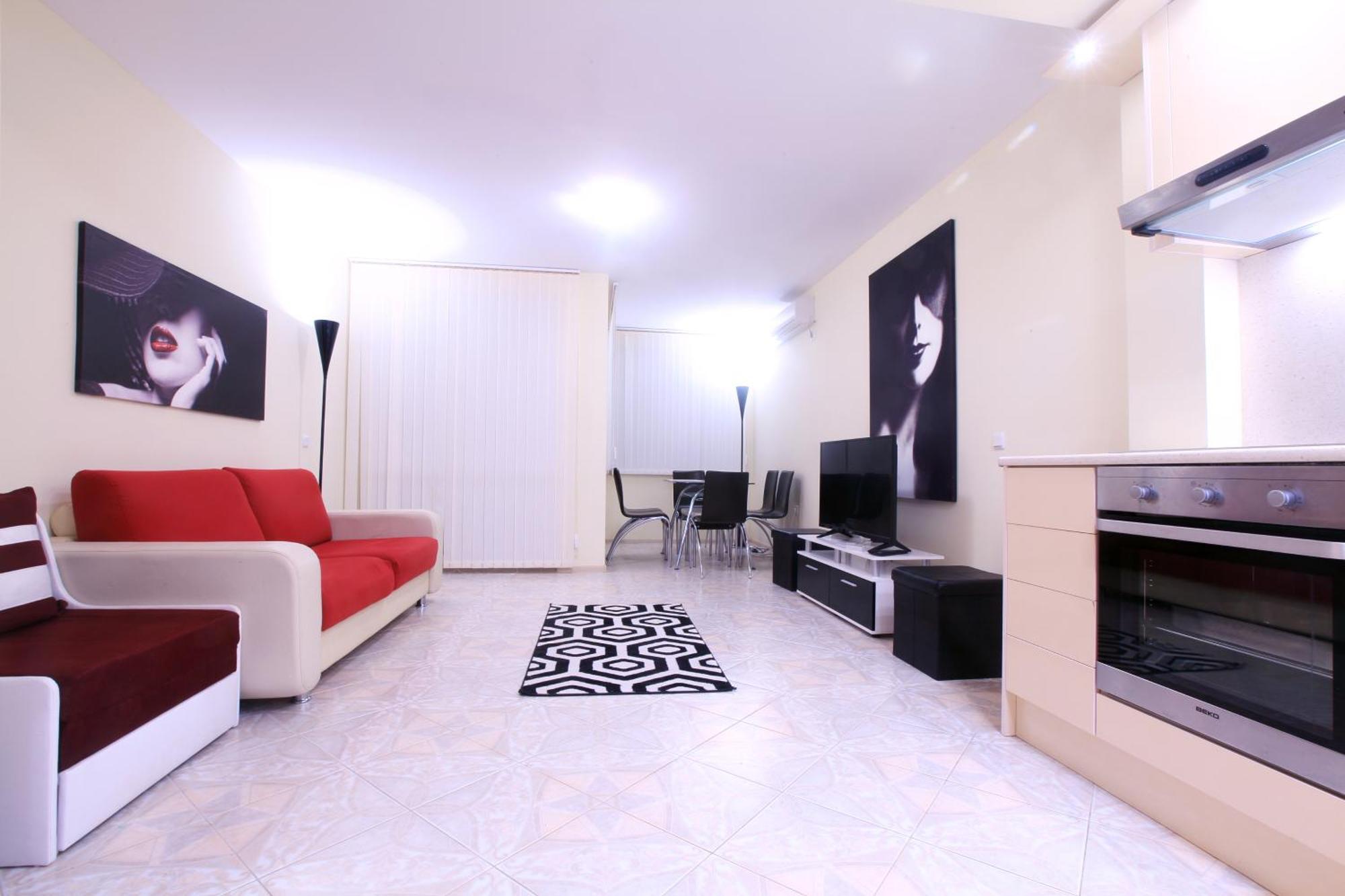 Private Apartment With Parking And Pool Balcic Exterior foto